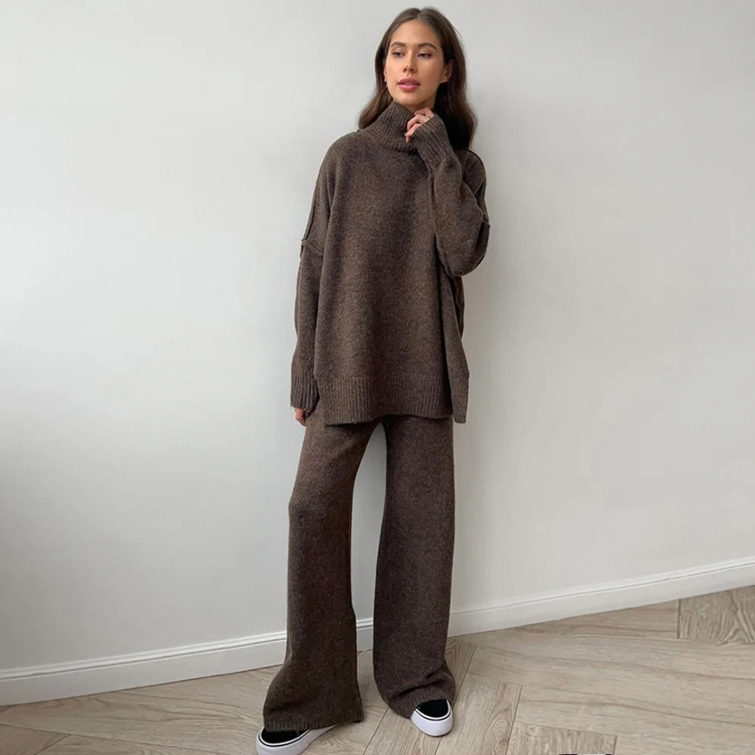 Mila | Ensemble pull à col roulé doux et pantalon tricoté